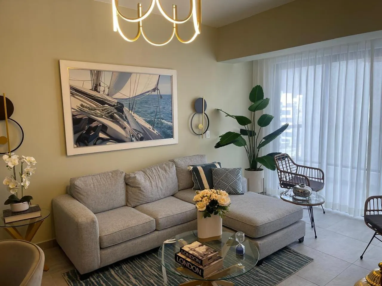Apartamento Amueblado En La Ciudad Santo Domingo Dominican Republic
